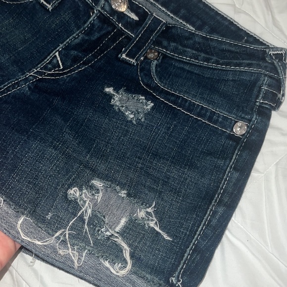 True Religion short - Picture 6 of 6
